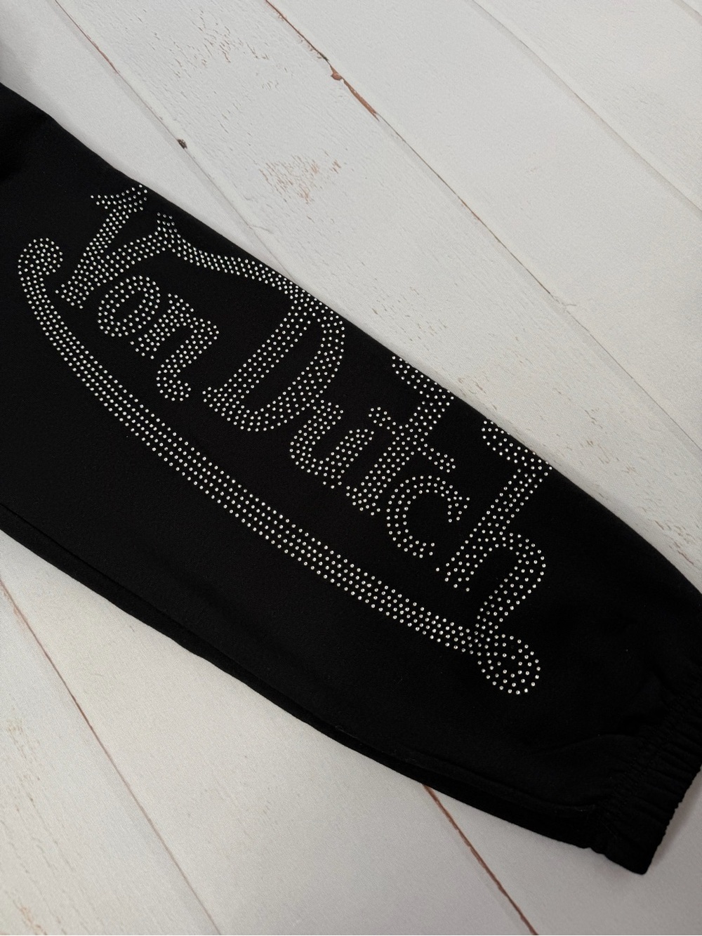 NWT Von Dutch Rhinestone Logo Black Jogger Sweatpants Size Large - Picture 3 of 5